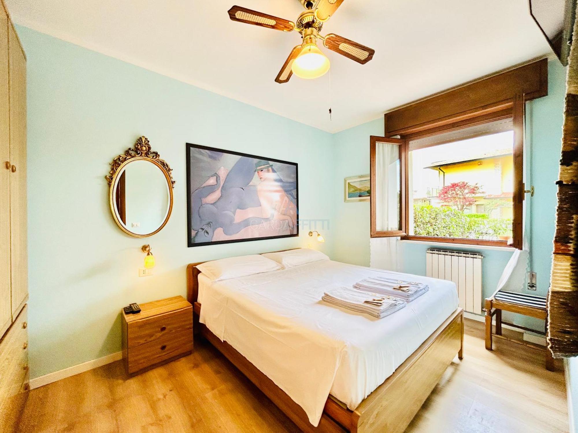 Appartamento Anubi Apt-5 Min Dal Di Garda-giardino Privato Sirmione