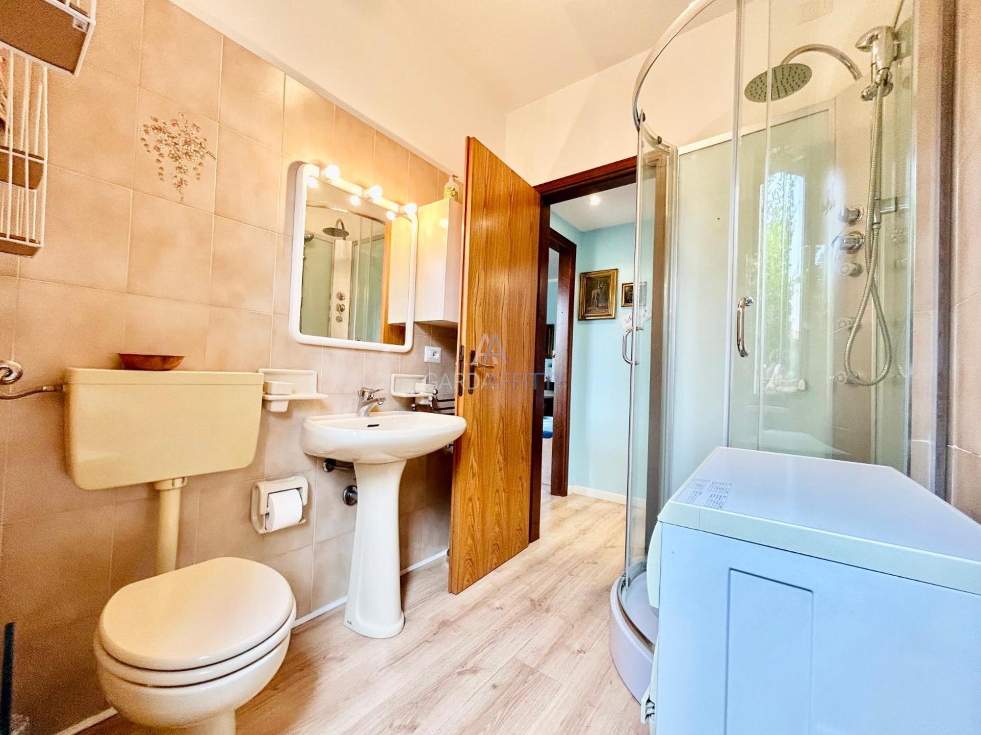 Apartment Anubi Apt-5 Min Dal Di Garda-giardino Privato *