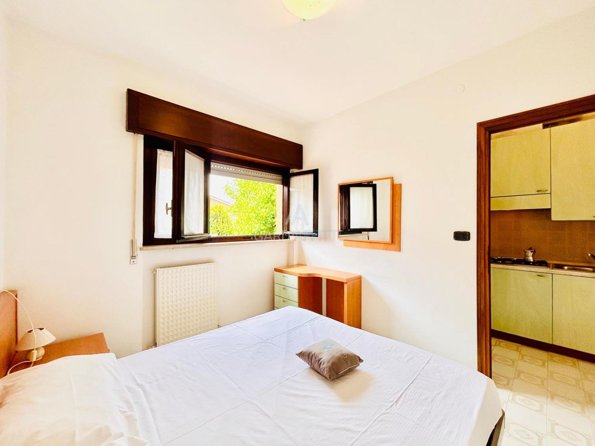 Crono Apt-200m Dal Di Garda Con Piscina *