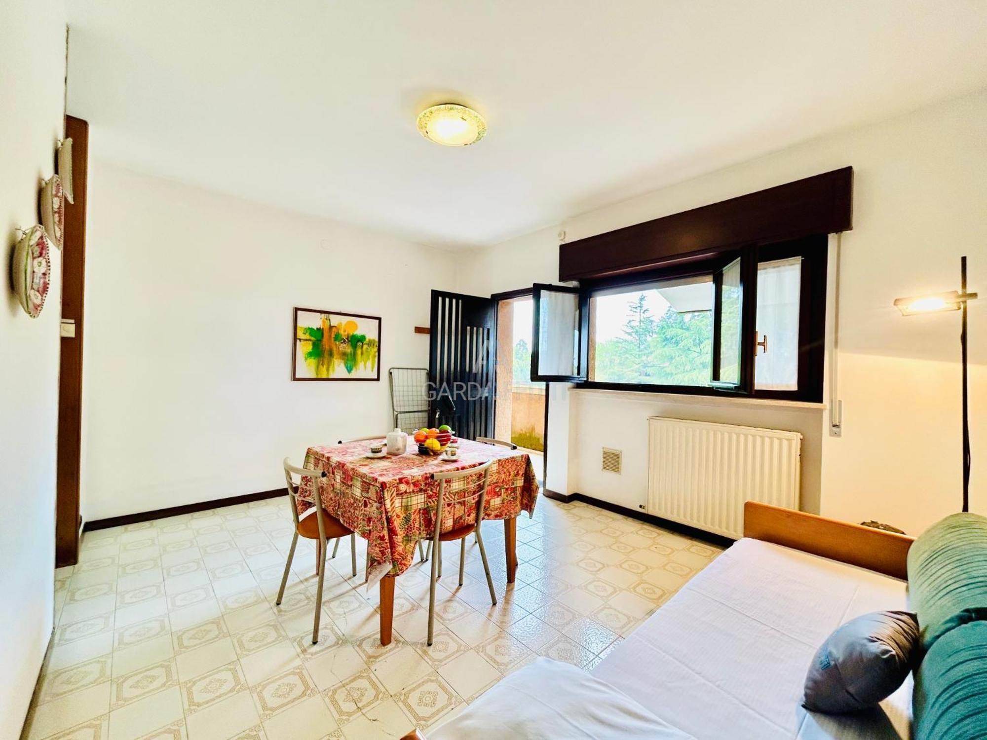 Crono Apt-200m Dal Di Garda Con Piscina Apartment Sirmione