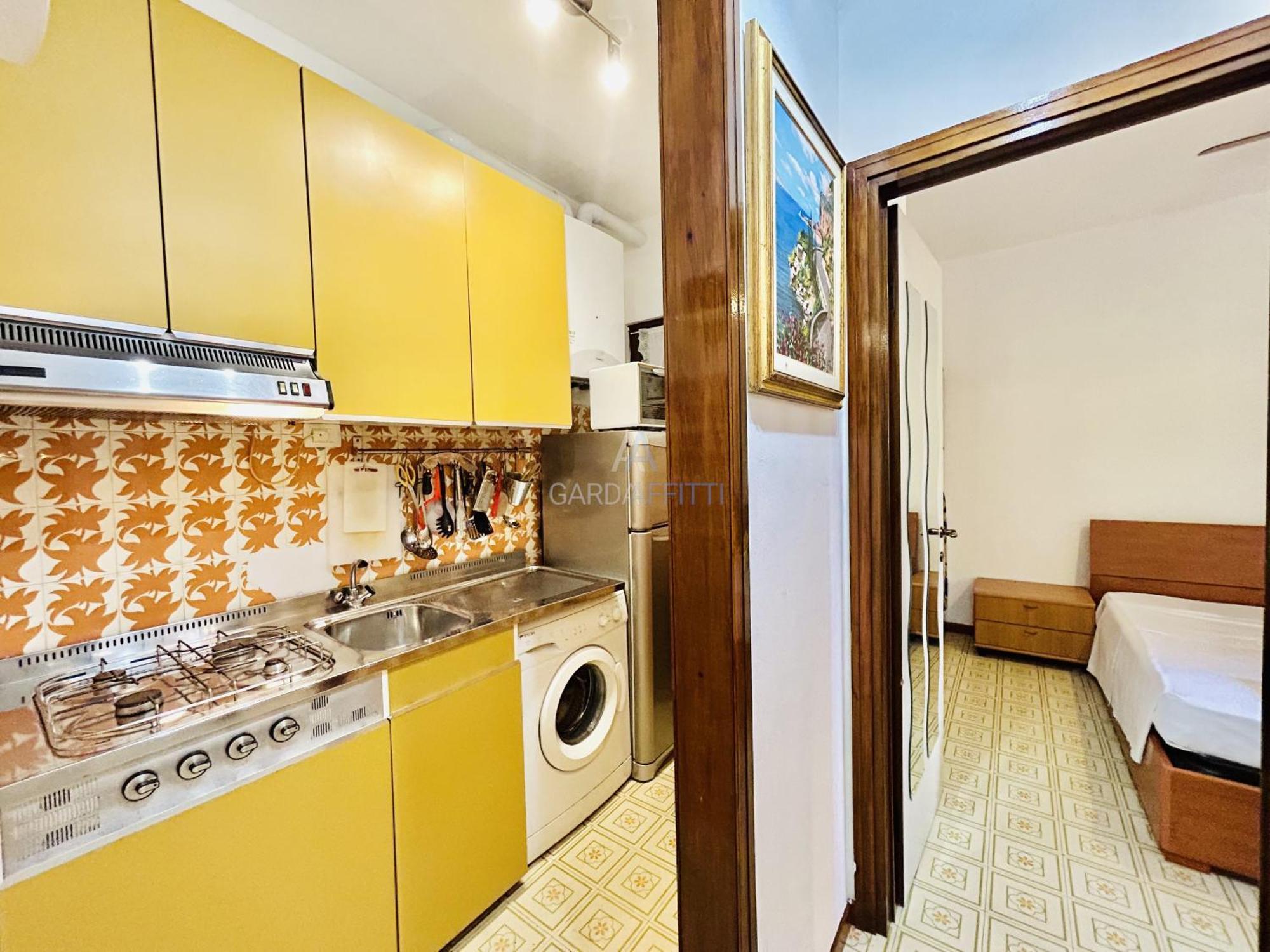 Apartment Flora -100m Dal Di Garda - Piscina Sirmione