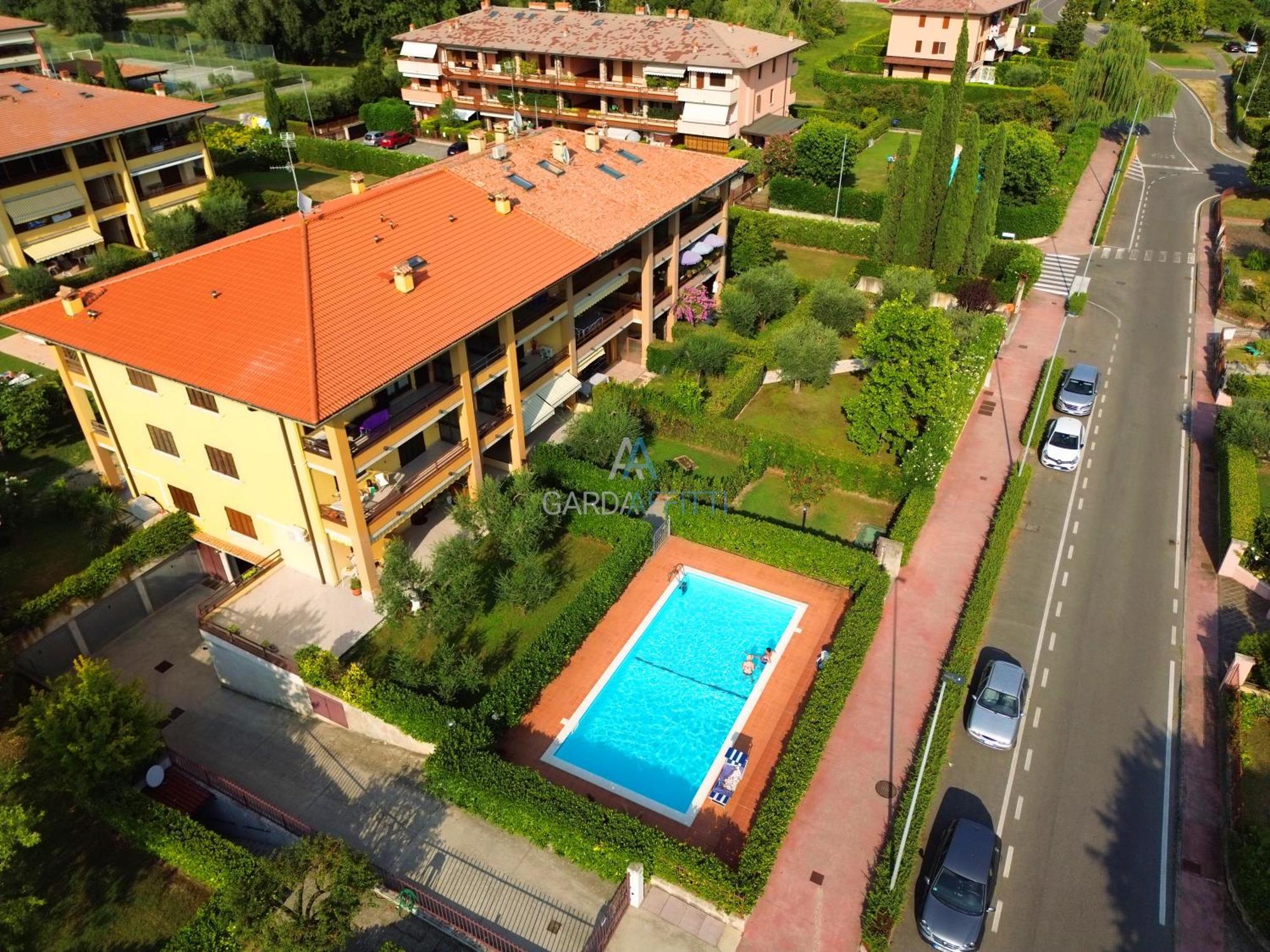 Apartment Sole - Relax In Piscina Nel Cuore Di