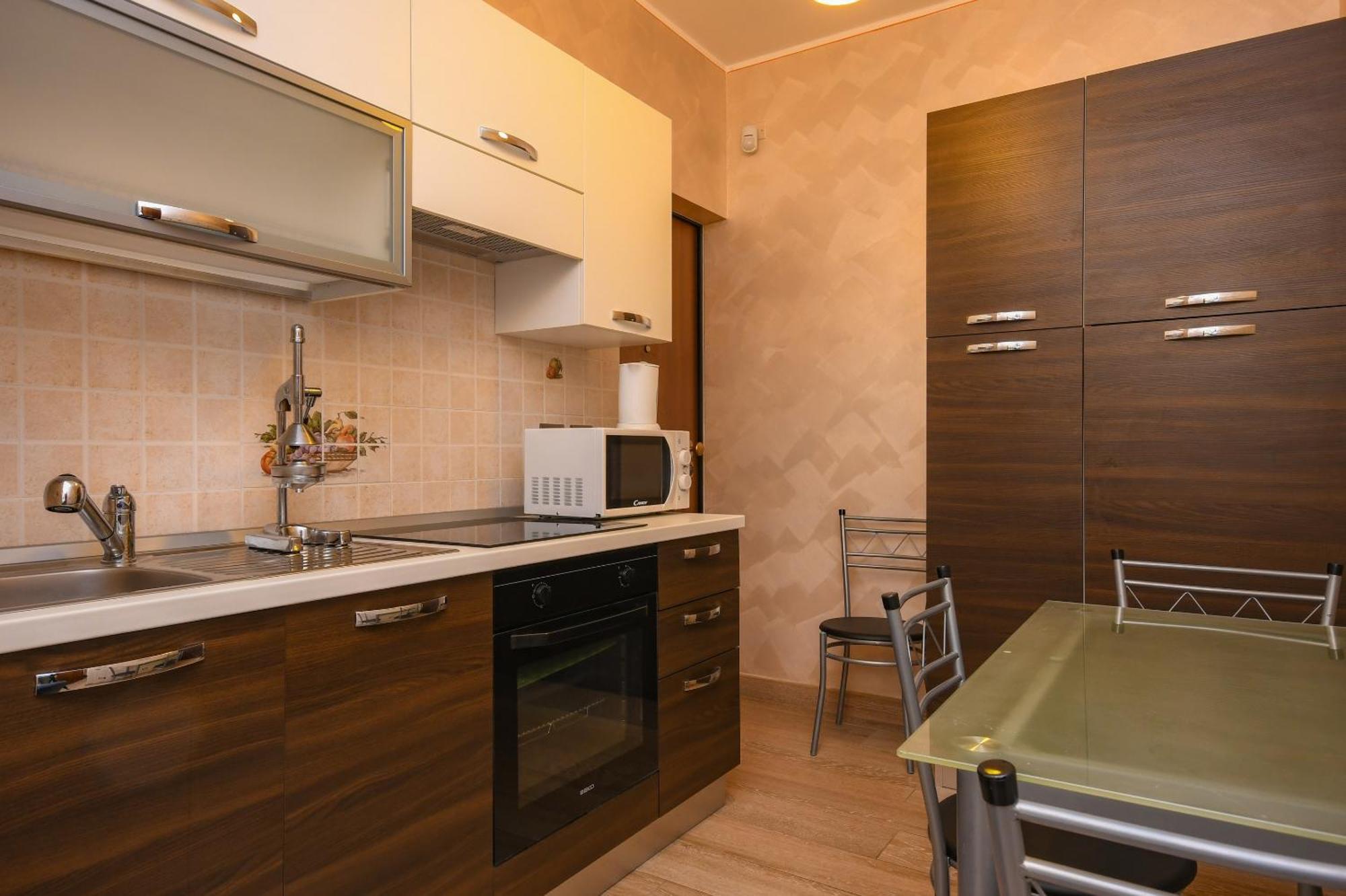 America Apartment
