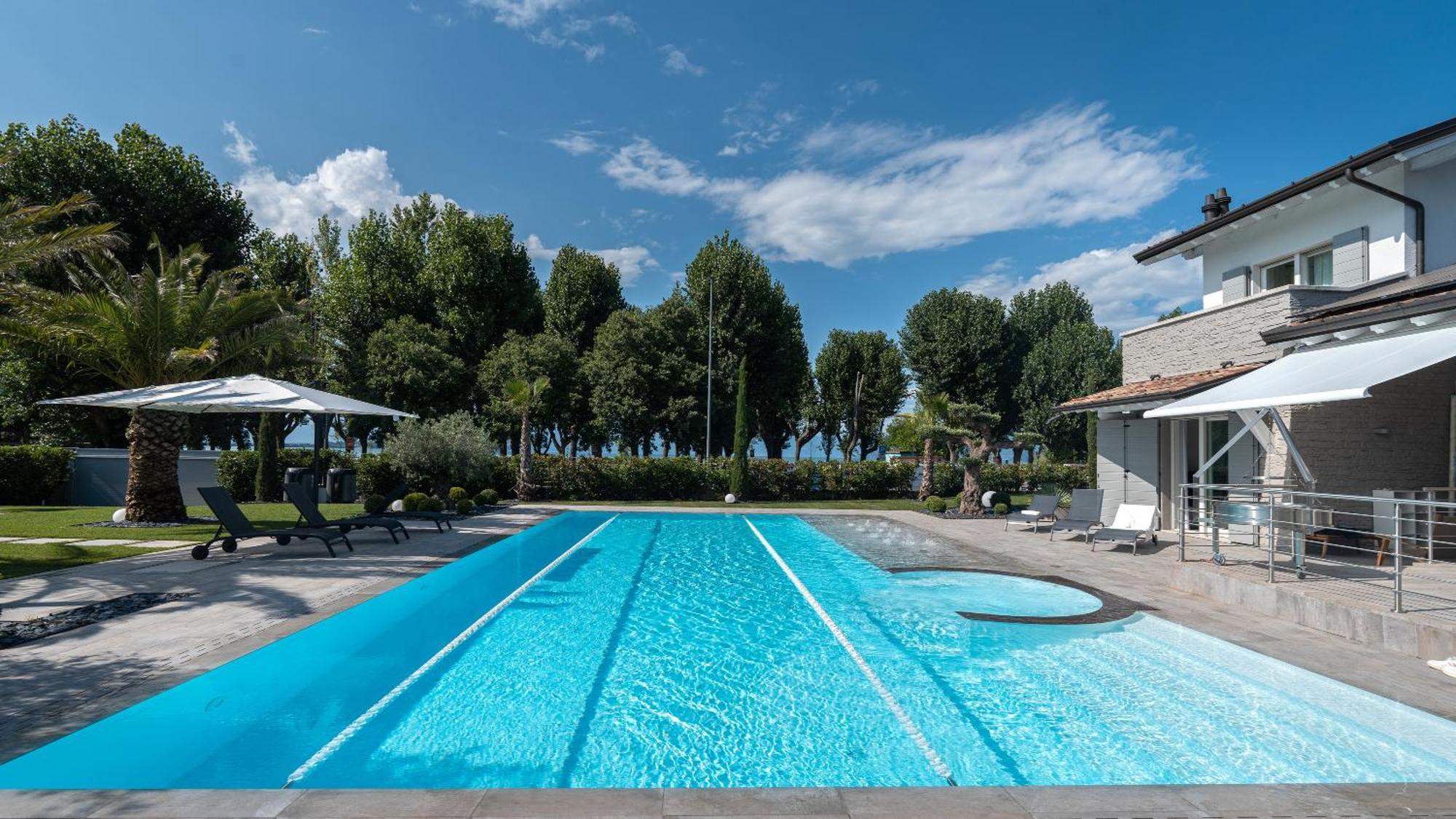 Front * Sirmione