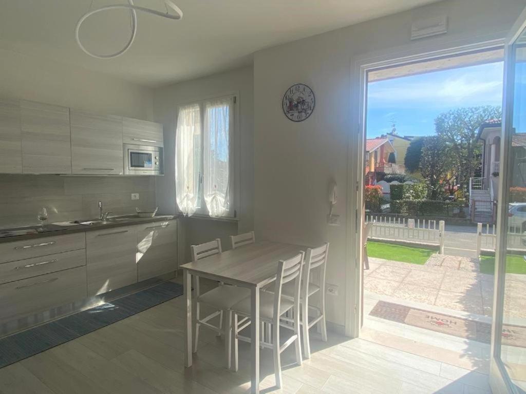 Holiday home - Independent House With Garden