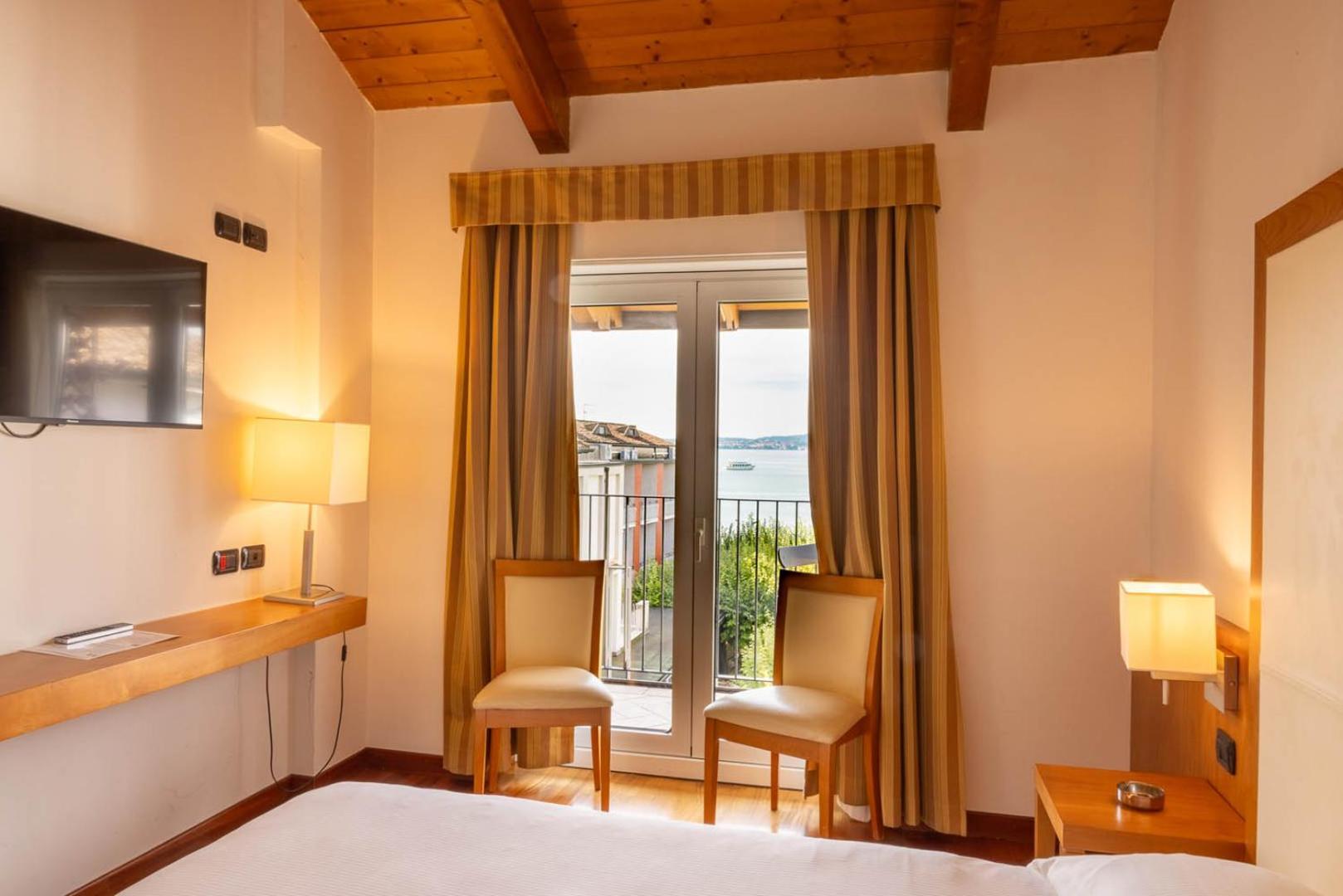 Mavino Hotel 3*