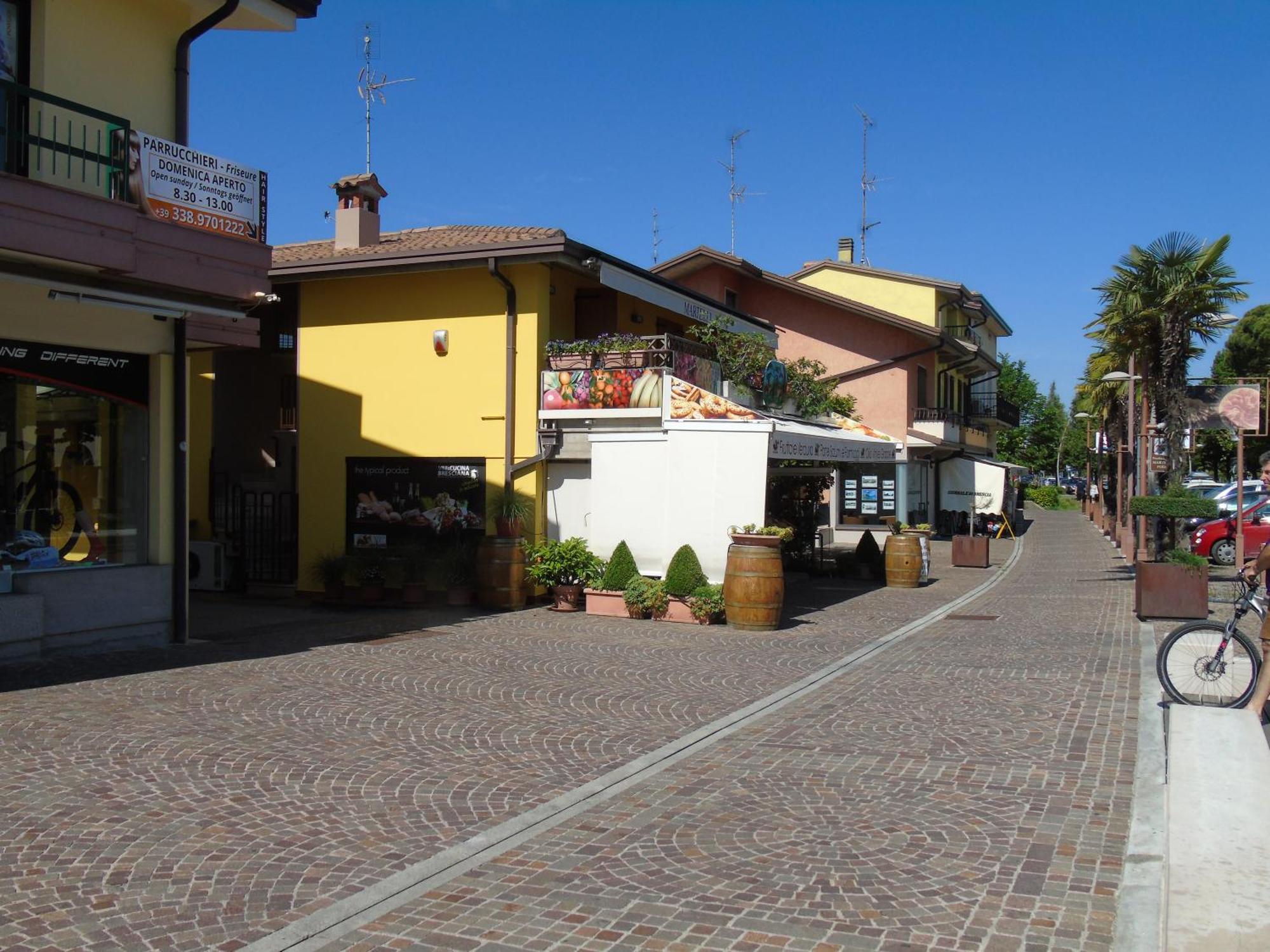 Boomerang & 2 Free Bikes Apartment Sirmione