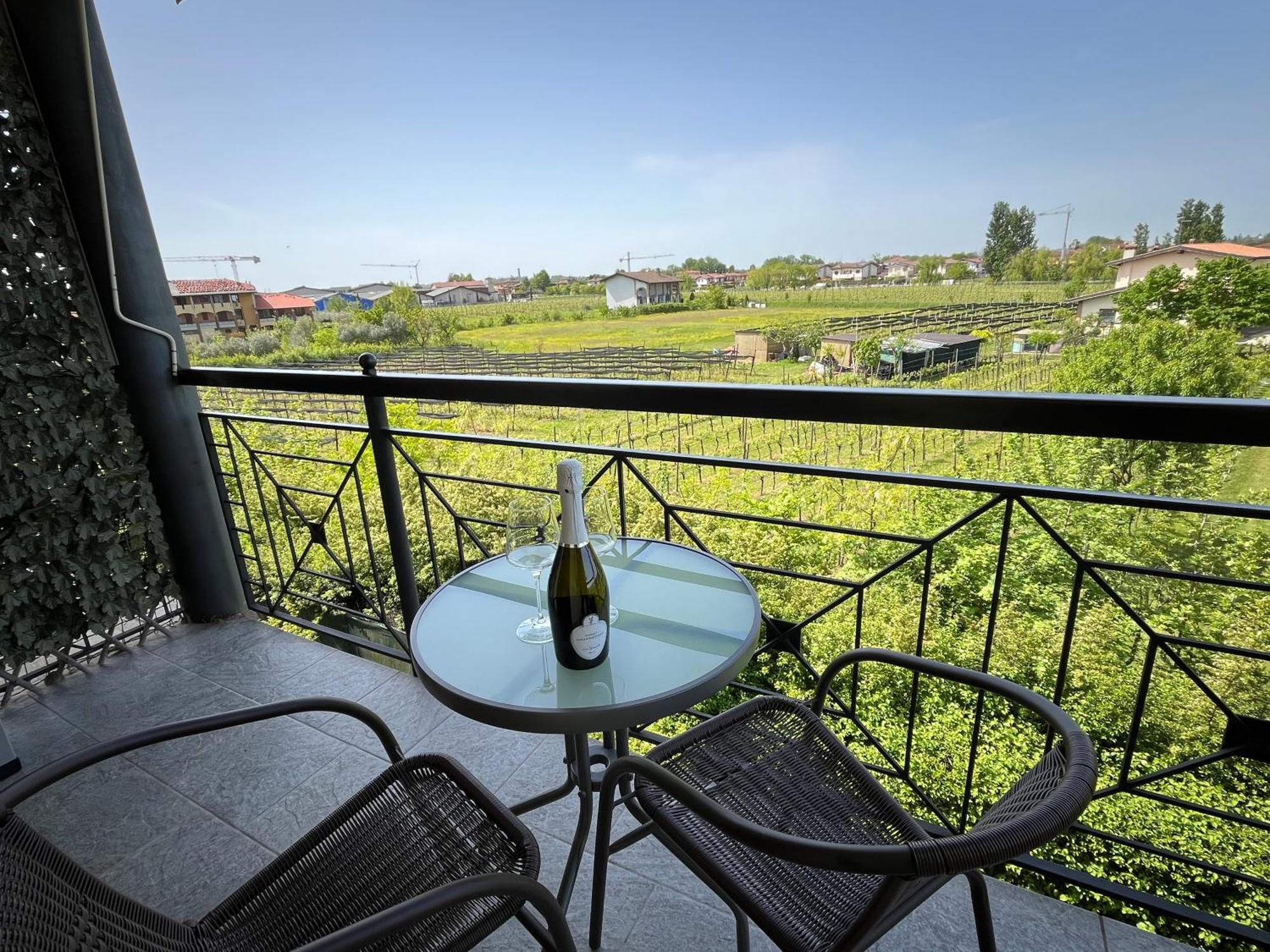 Apartment Boomerang & 2 Free Bikes Sirmione