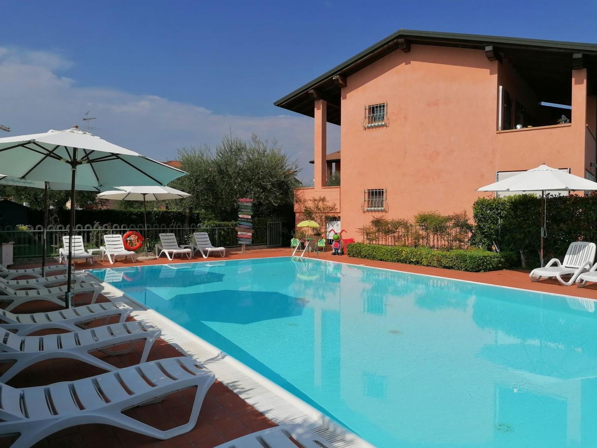 Bellasirmione Aparthotel 3*