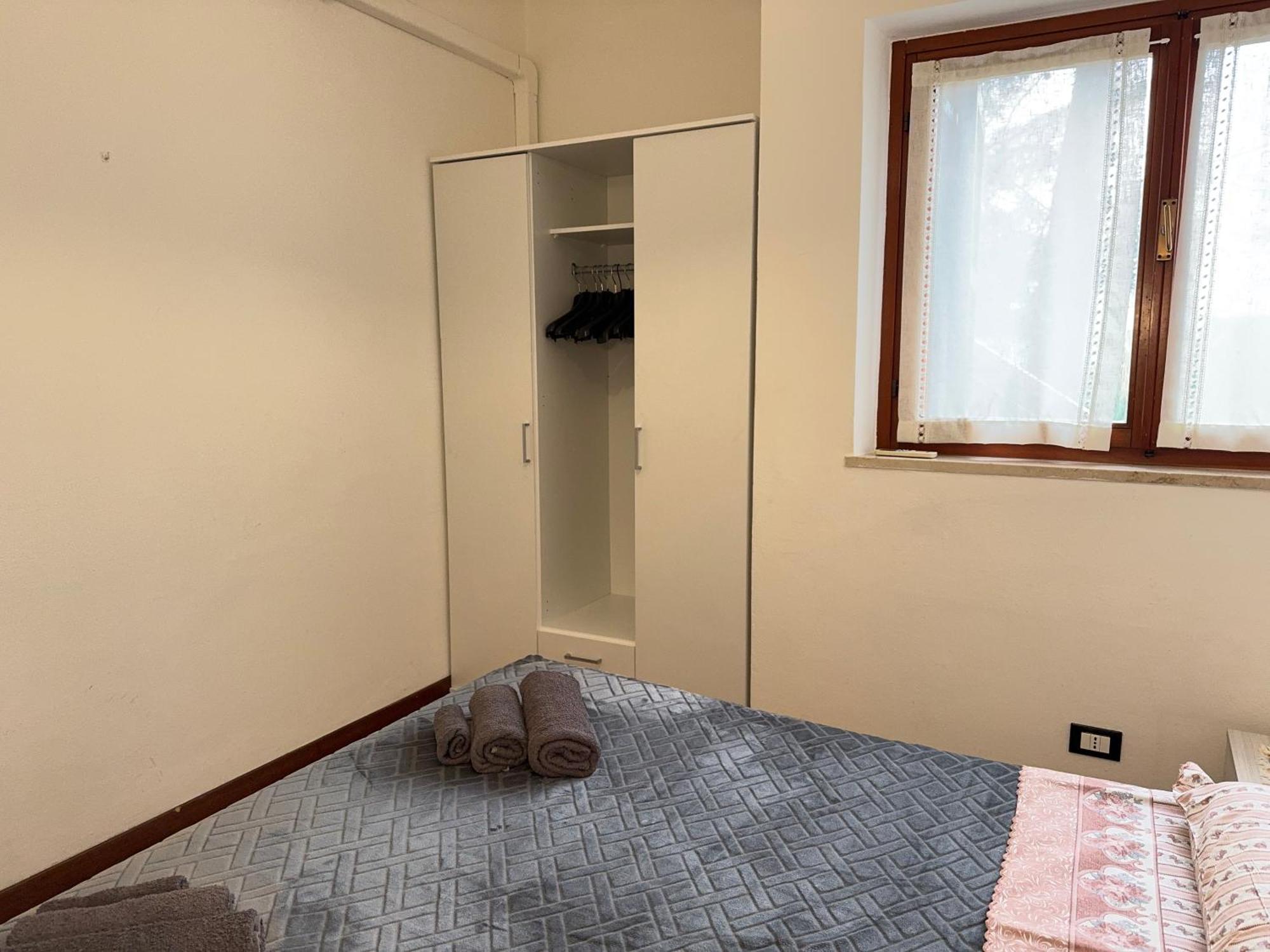 5' From Punta Gro With Free Swimming Pool Sirmione