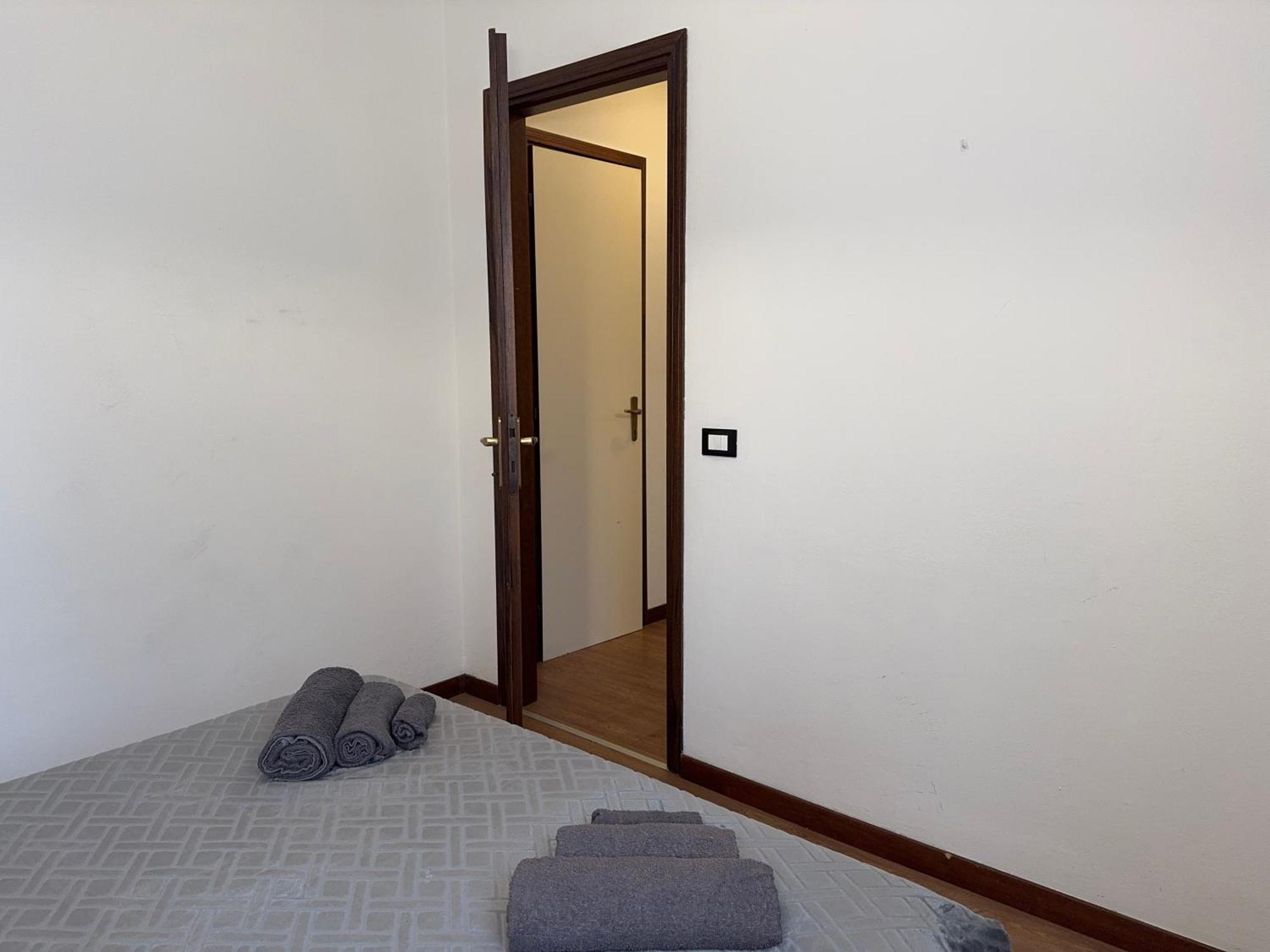 5' From Punta Gro With Free Swimming Pool Sirmione