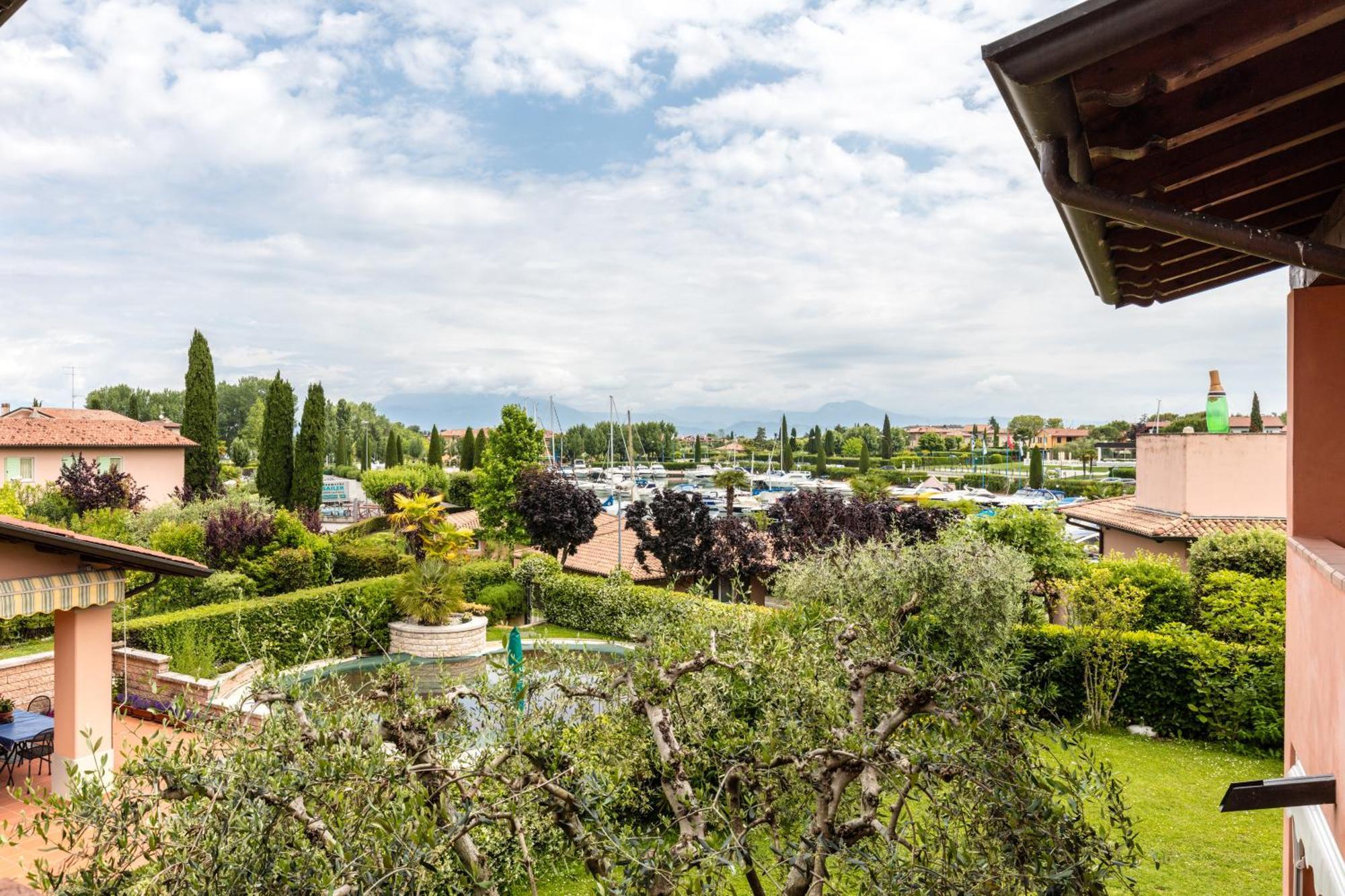 Aparthotel Bellasirmione