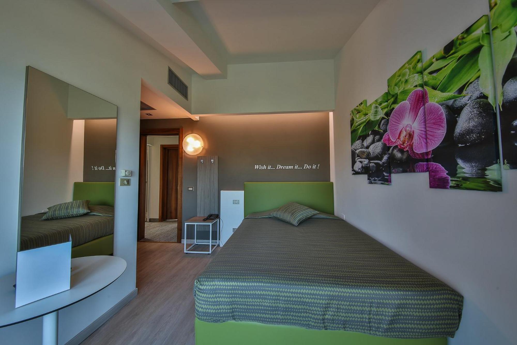 Ideal Sirmione