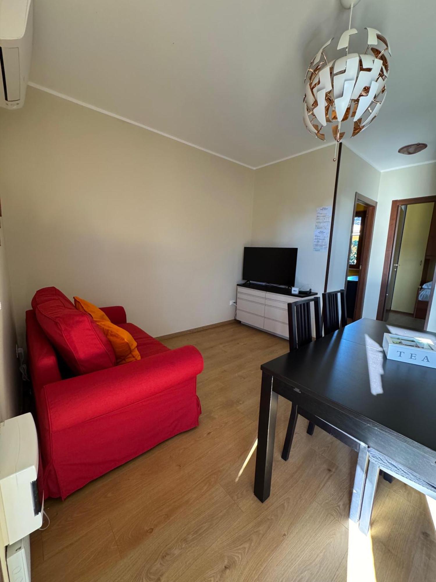 Sandy Apartment Sirmione