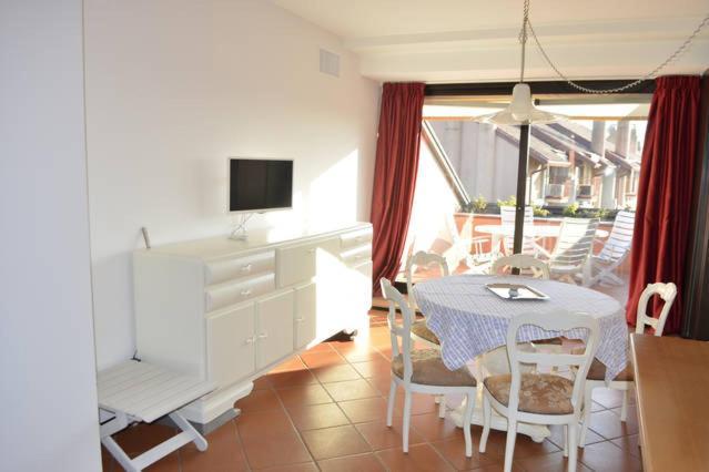 Viola Fronte Sirmione