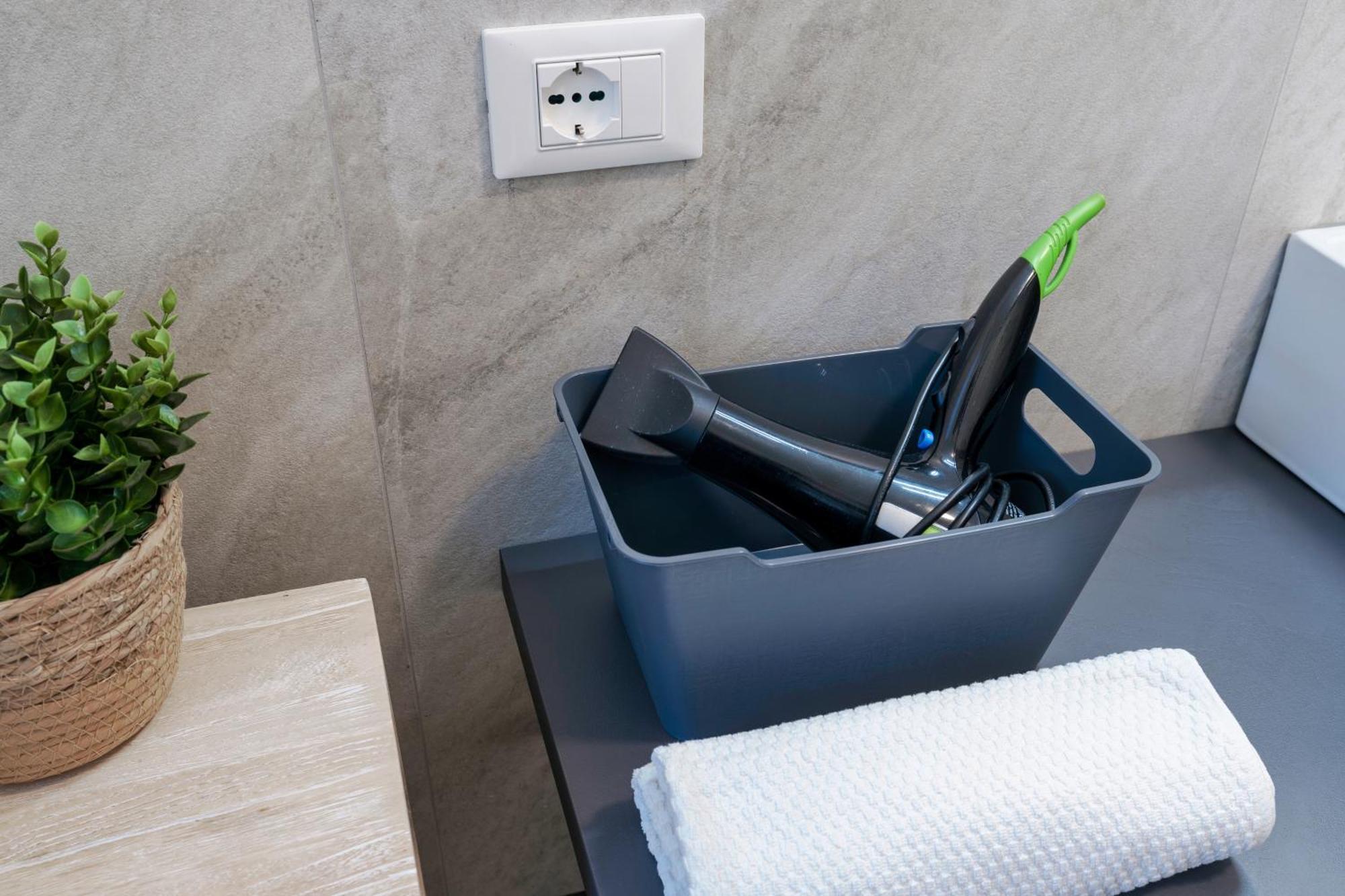 Casa Attilia - Con Terrazza Wifi E Aria Condizionata