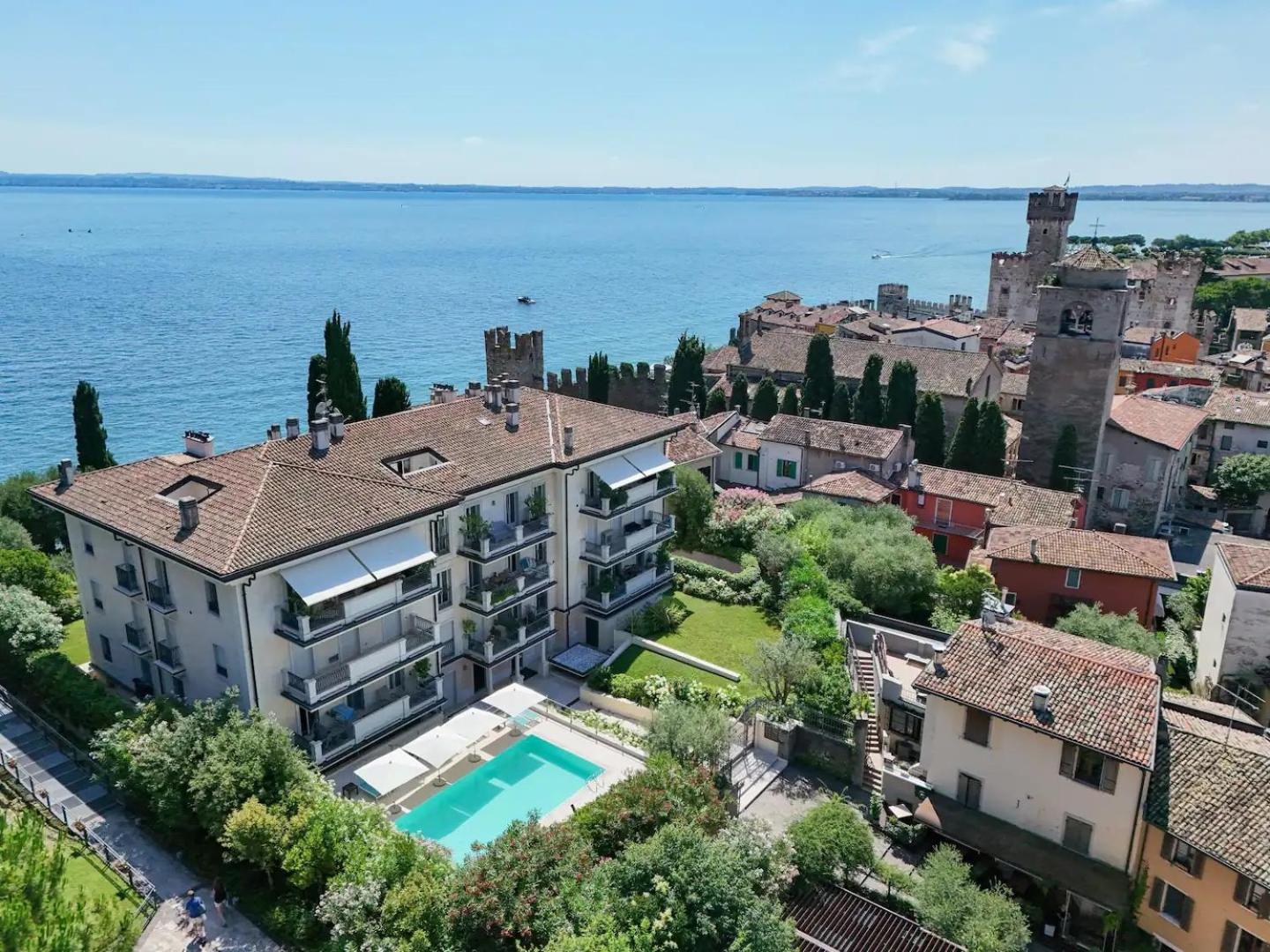 Garda Apartman *