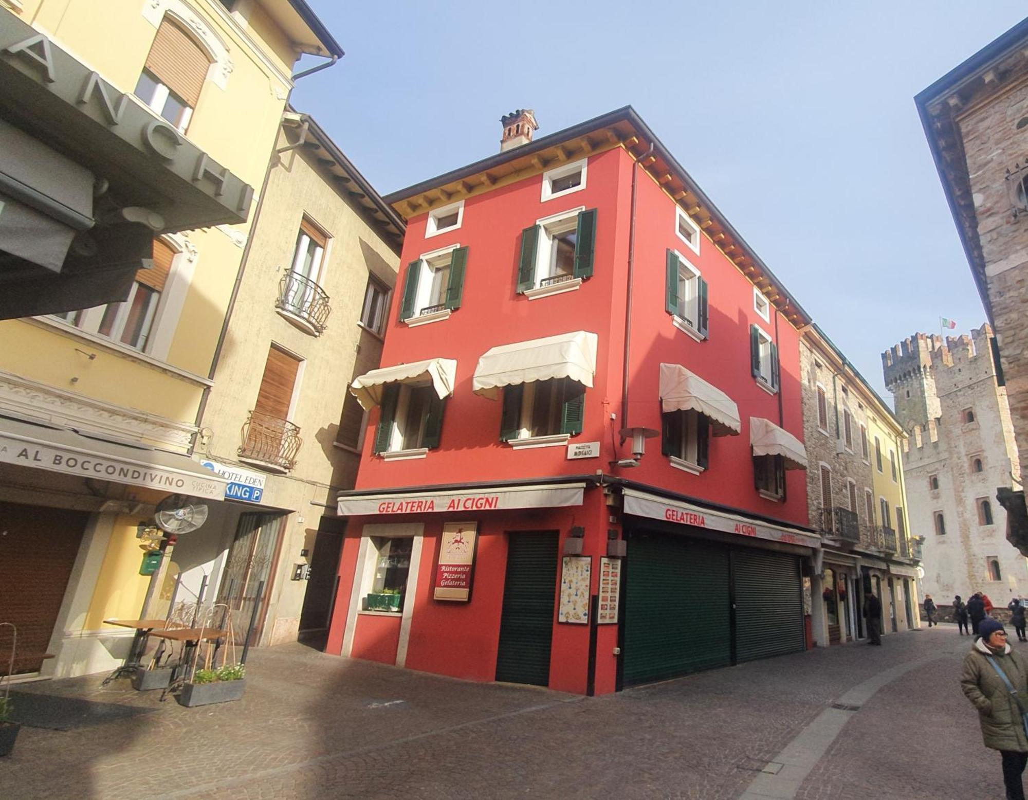 Sirmione4u - Domus By The Castle Apartment *