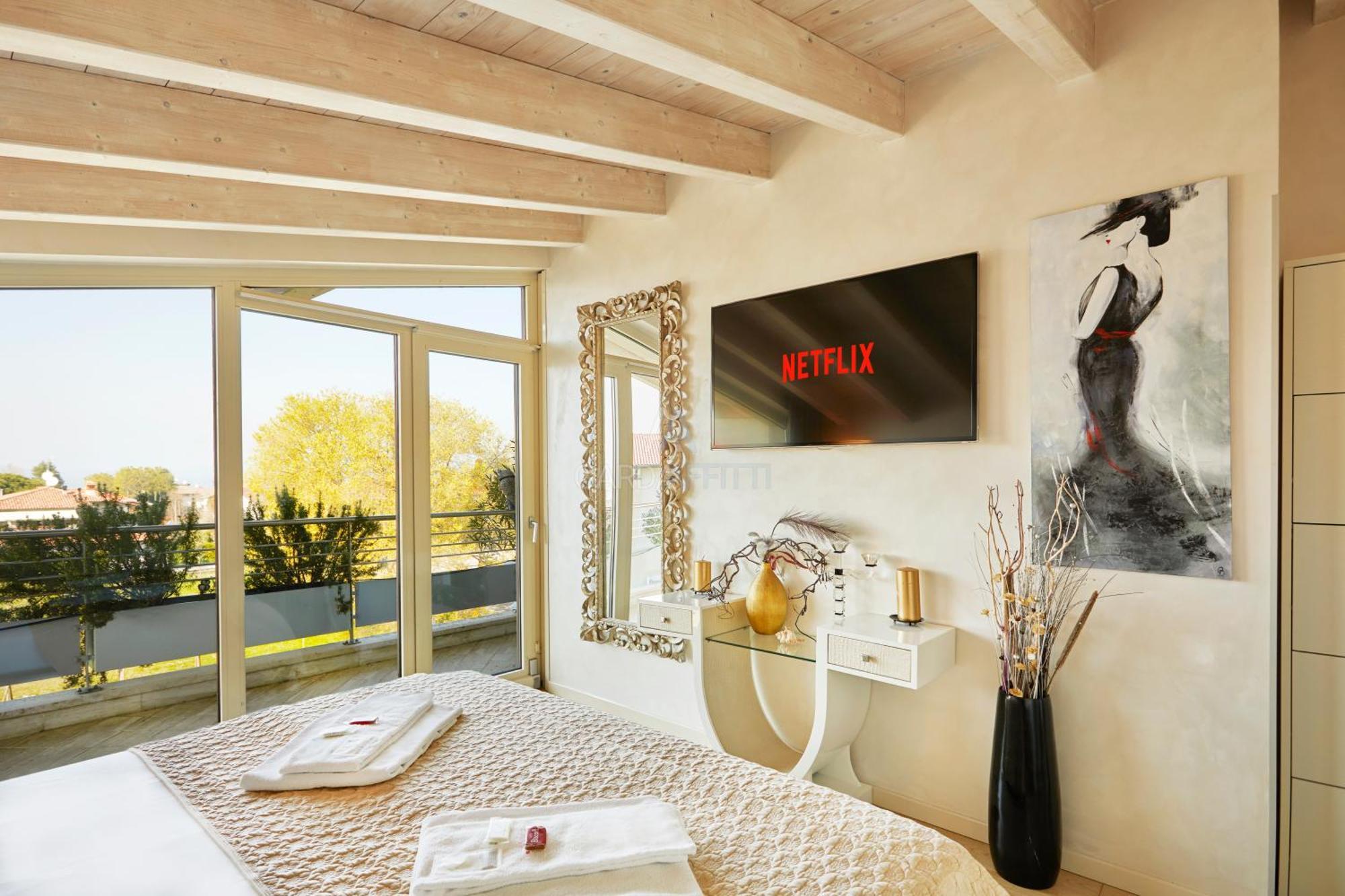 Apartament King Loft - Attico Vista Sirmione