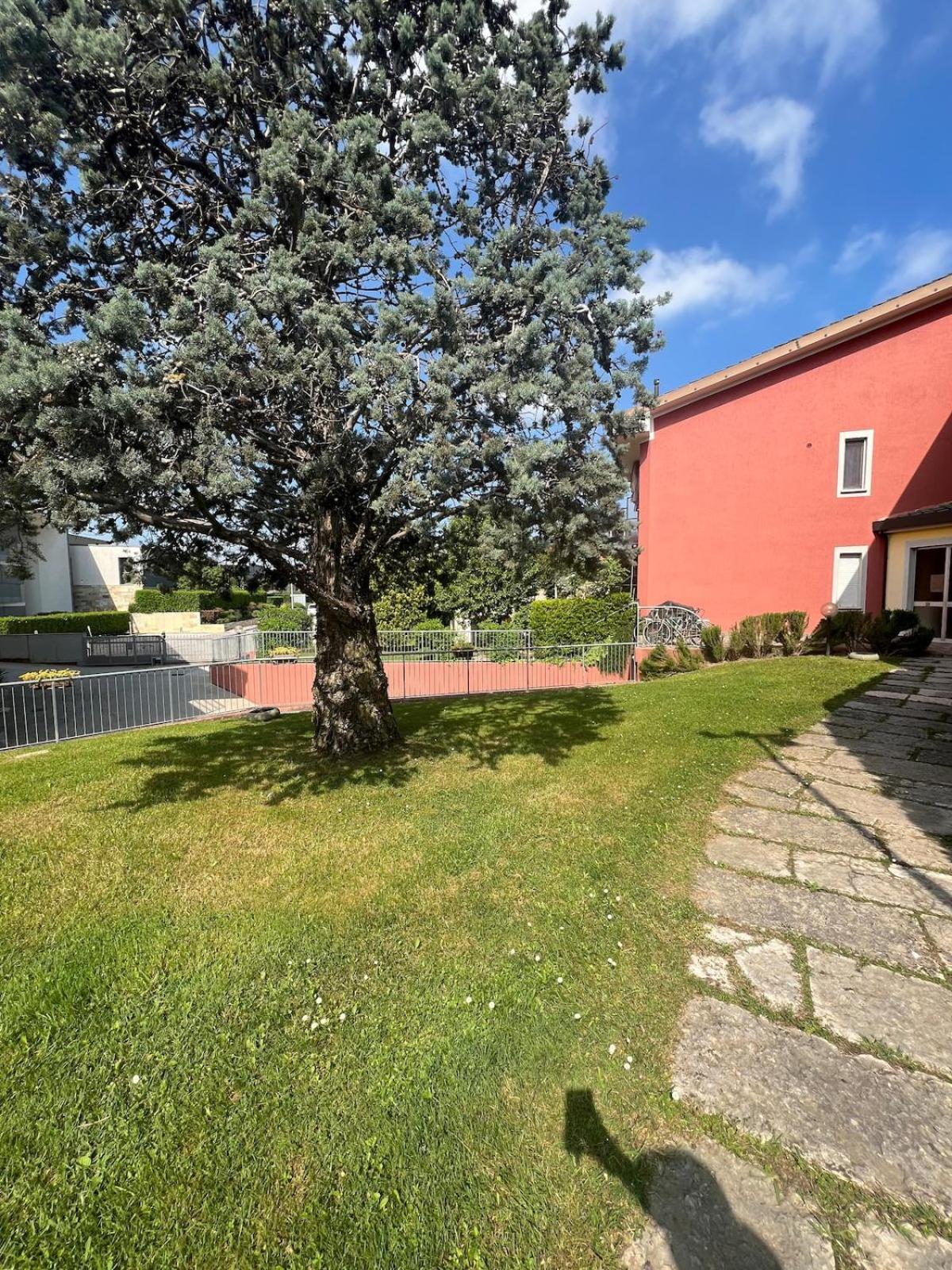 - With Lakefront Pool Apartment