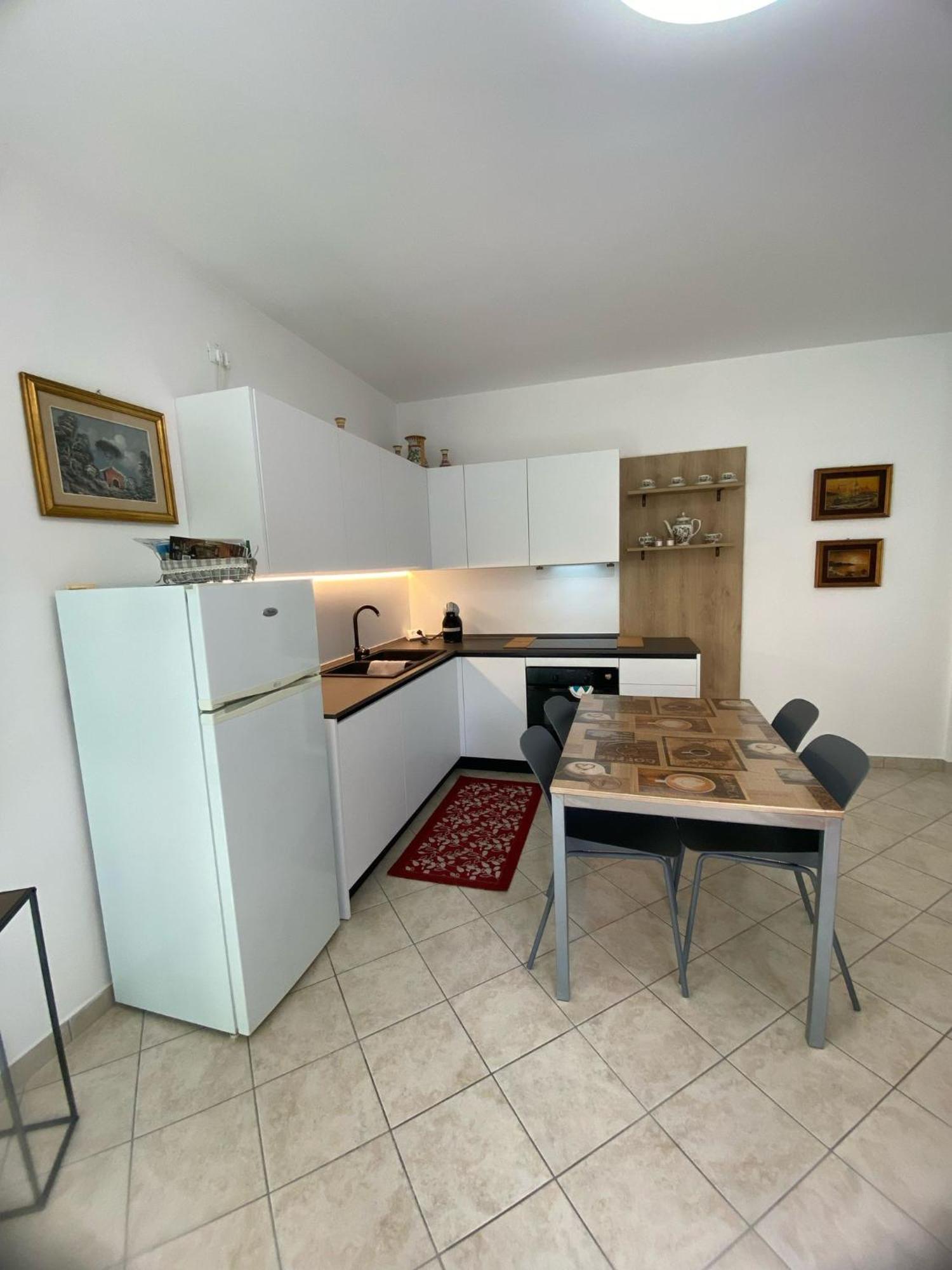 Apartment Alma *