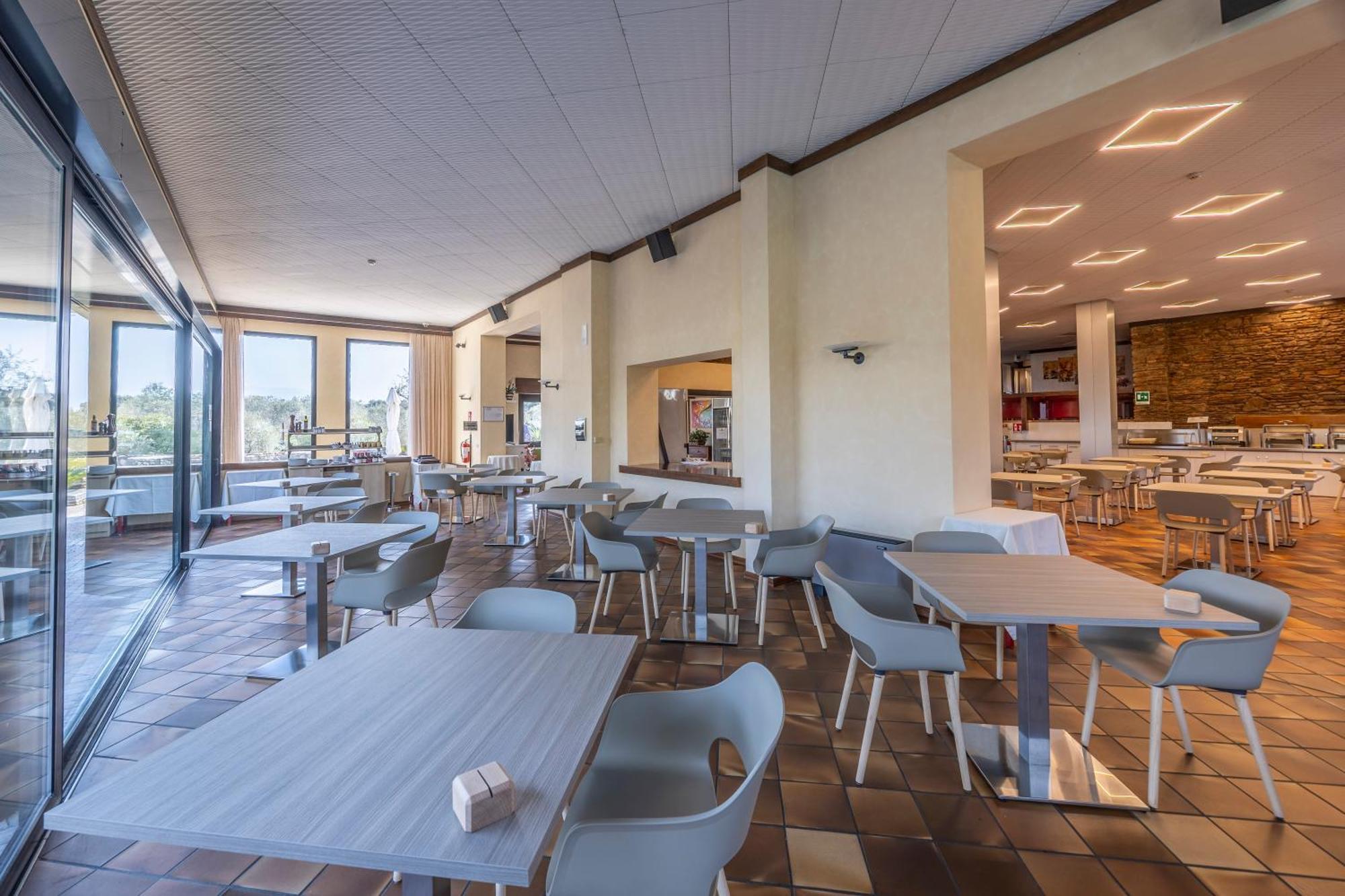 Ideal Hotel 4*