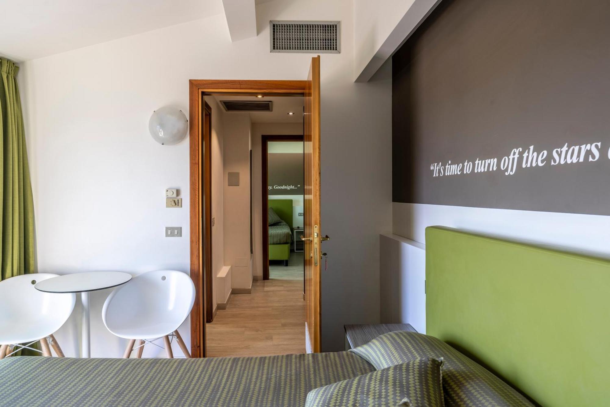 Ideal Hotel