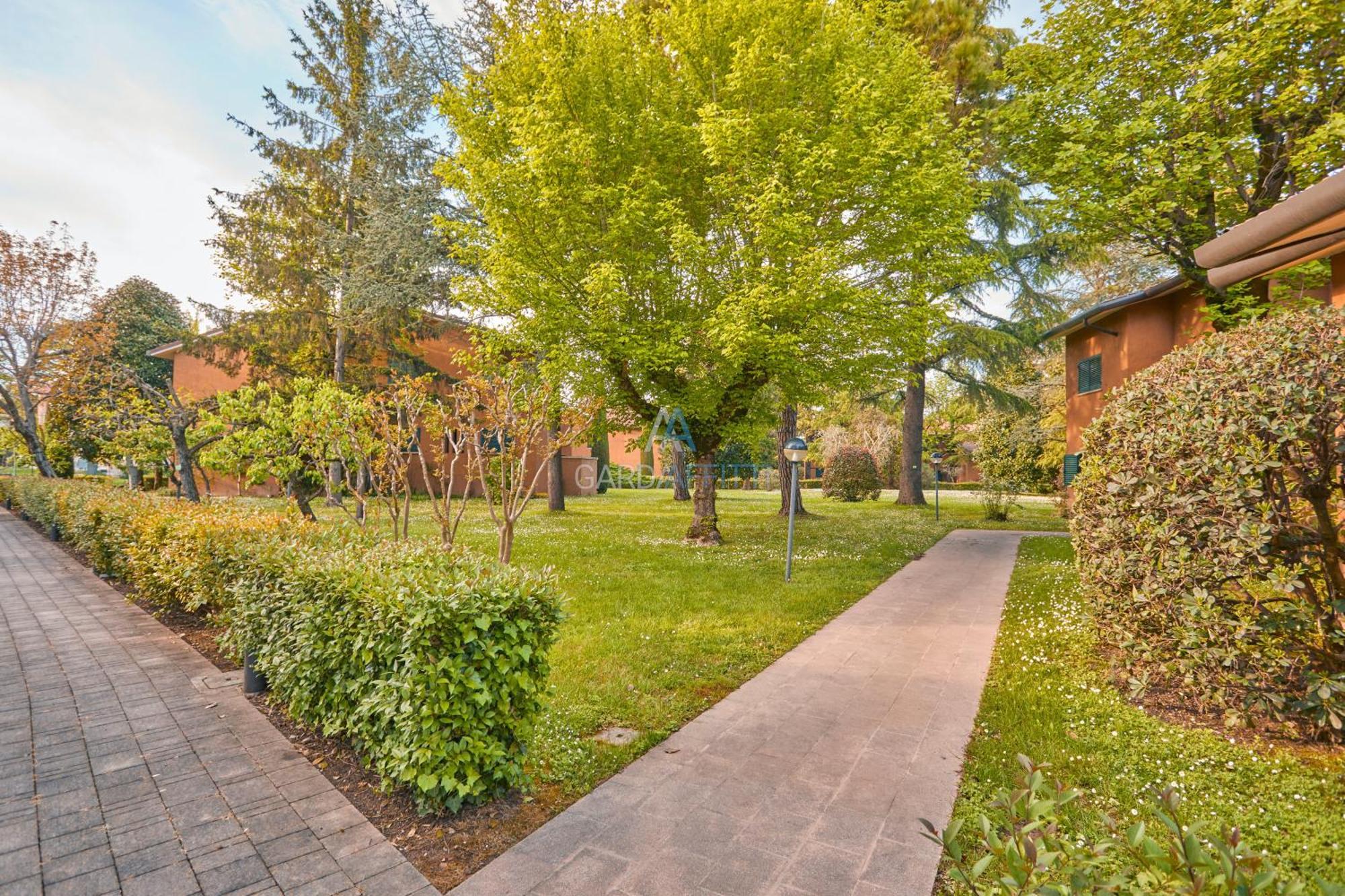 Apartament Pandora - Relax E Divertimento A Sirmione