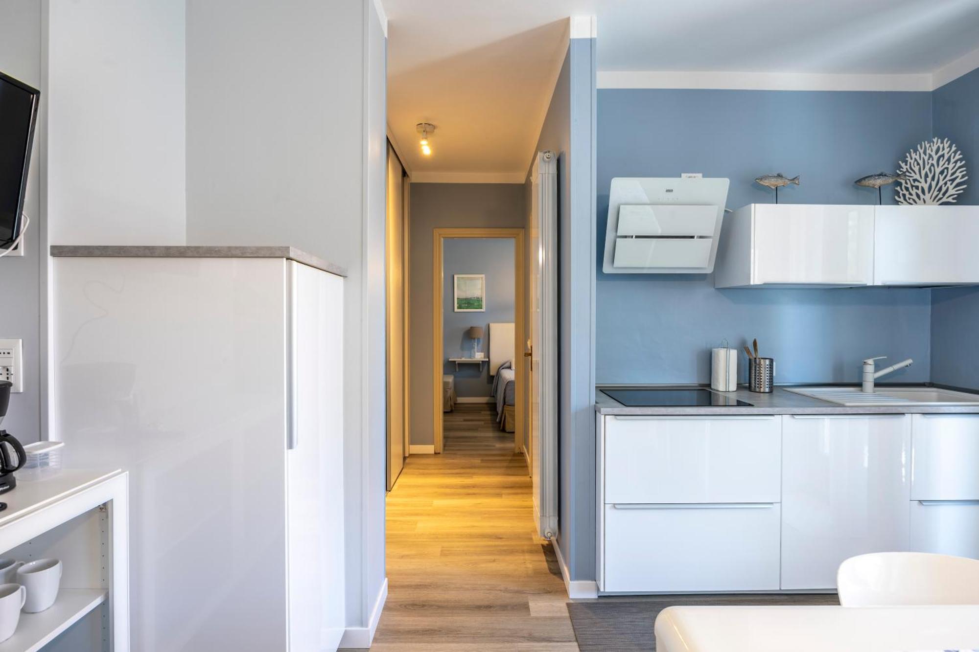 Peninsula Apartment *