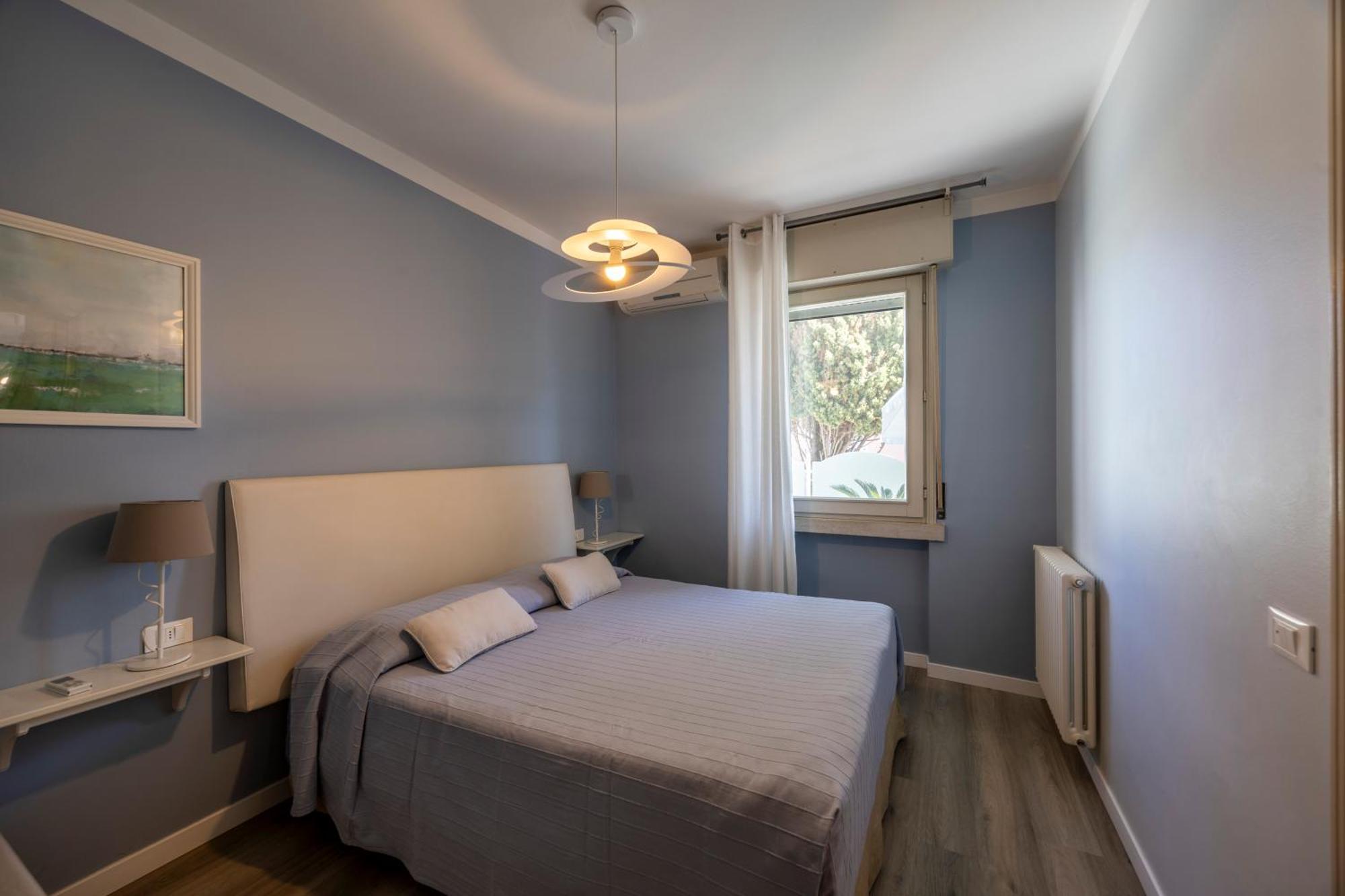 Peninsula Apartment Sirmione