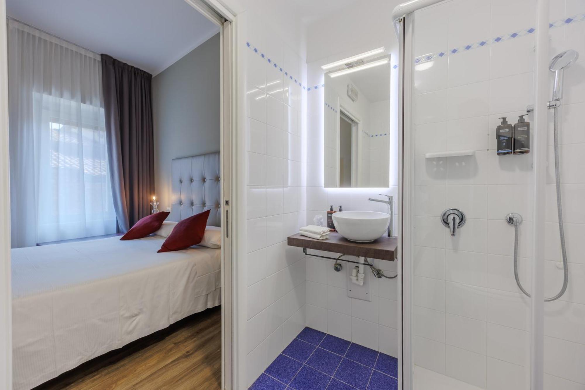 Hotel Degli Oleandri 3*