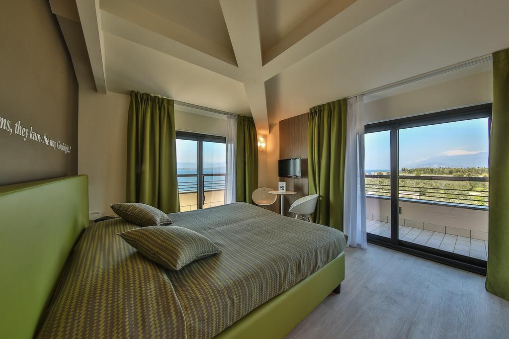 Hotel Ideal 4*