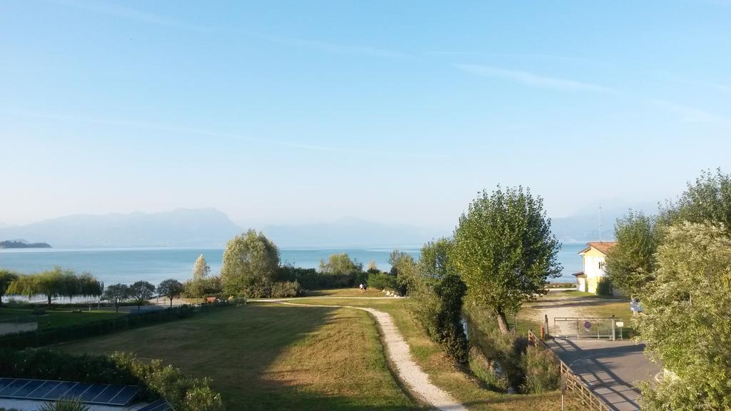 Onofria *