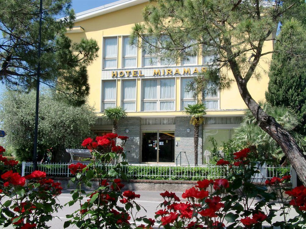 Miramar Hotel 3*
