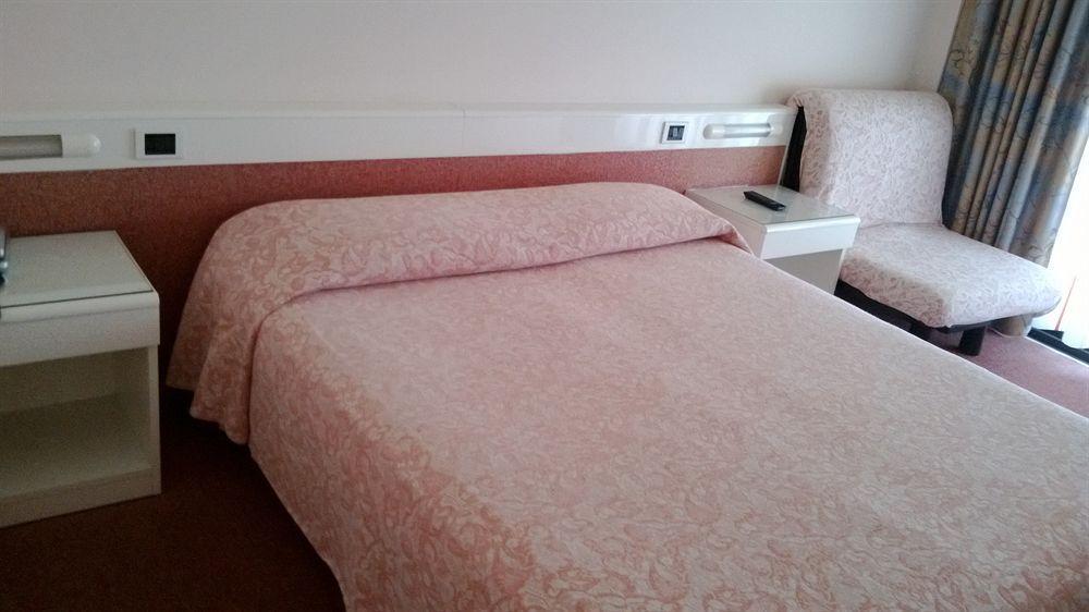 Desiree - Garda Collection Hotel