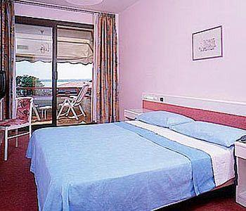 Desiree - Garda Collection Hotel