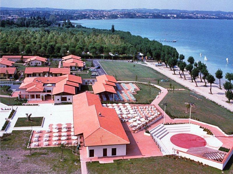 Holiday park The Garda Village 4*