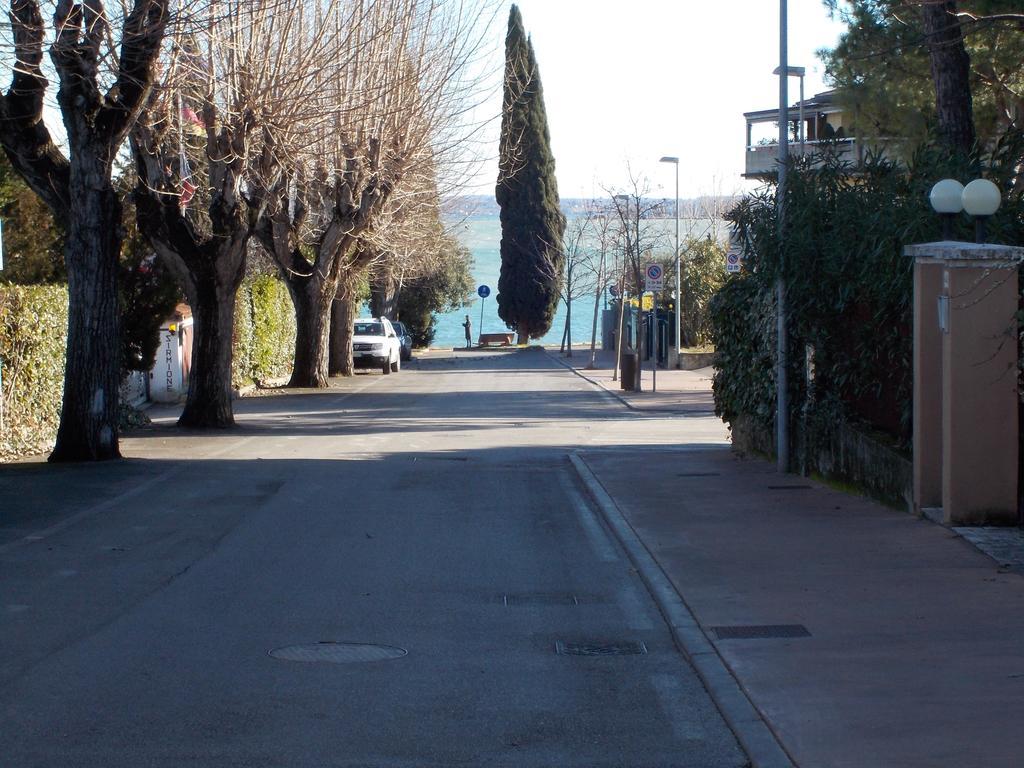 Apartment Casa Mary Due - Trilocale Con Giardino Privato A Due Passi Dal Sirmione