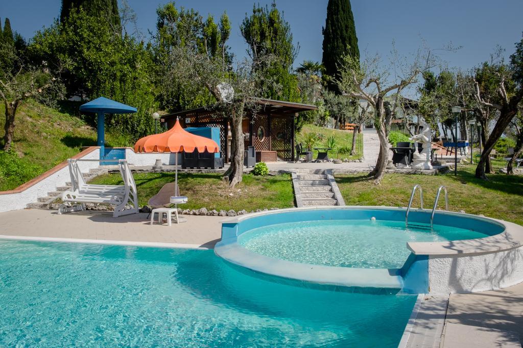 Mon Repos Hotel