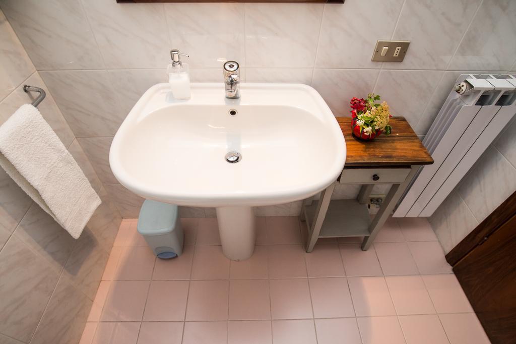 Apartment Le Vele Con Giardino E Piscina Sirmione