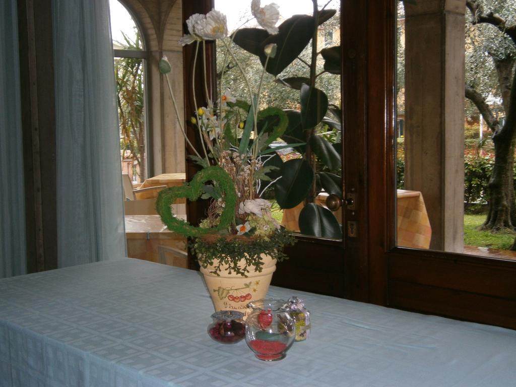 Chiara 3*