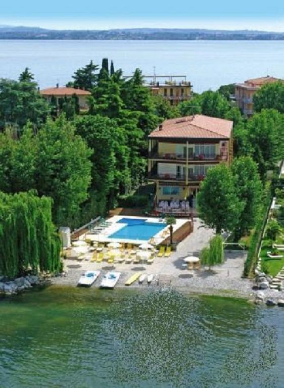 Hotel Astoria Lido 3*