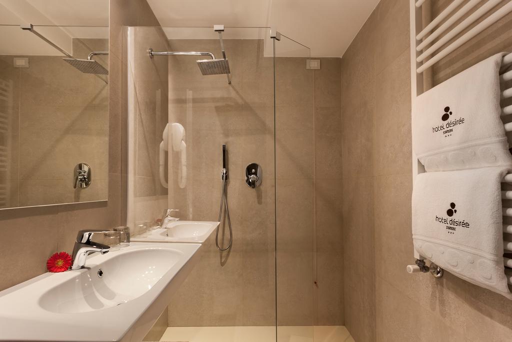Hotel Desiree - Garda Collection