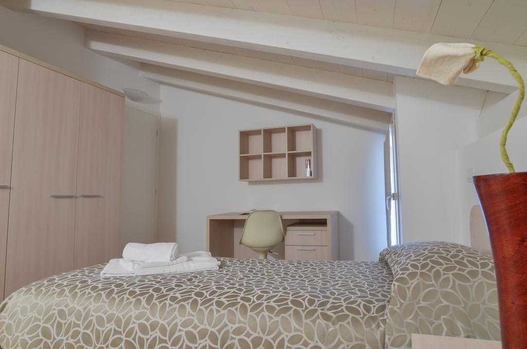 Halldis Apartment Sirmione