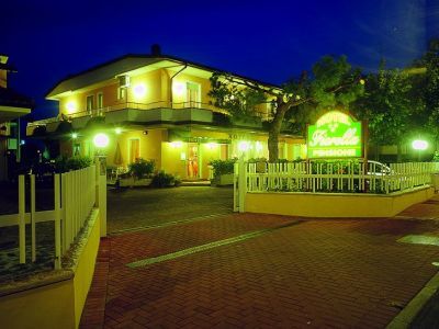 Hotel Fiorella 3*