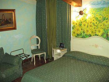 Bolero Hotel