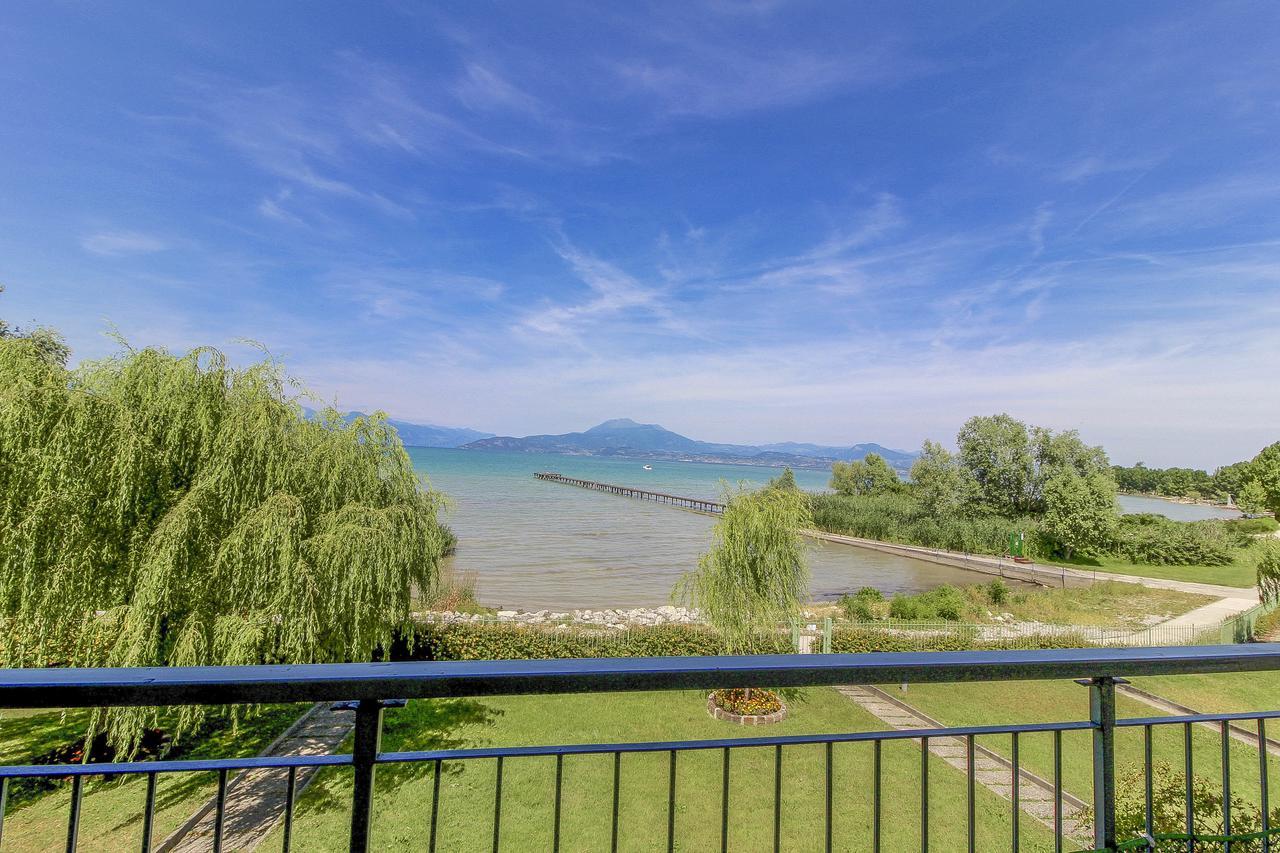 Costa D'oro Fronte Lago 1 Apartment *