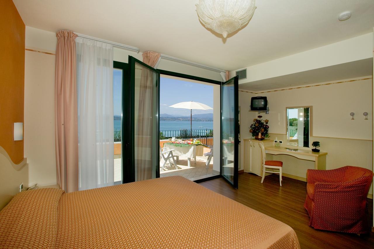 La Rondine 3*