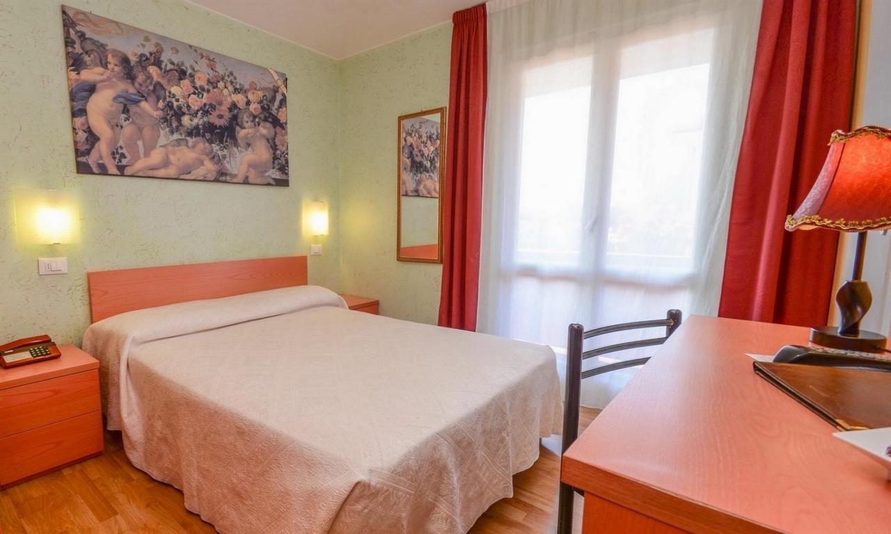 Benaco Hotel 3*