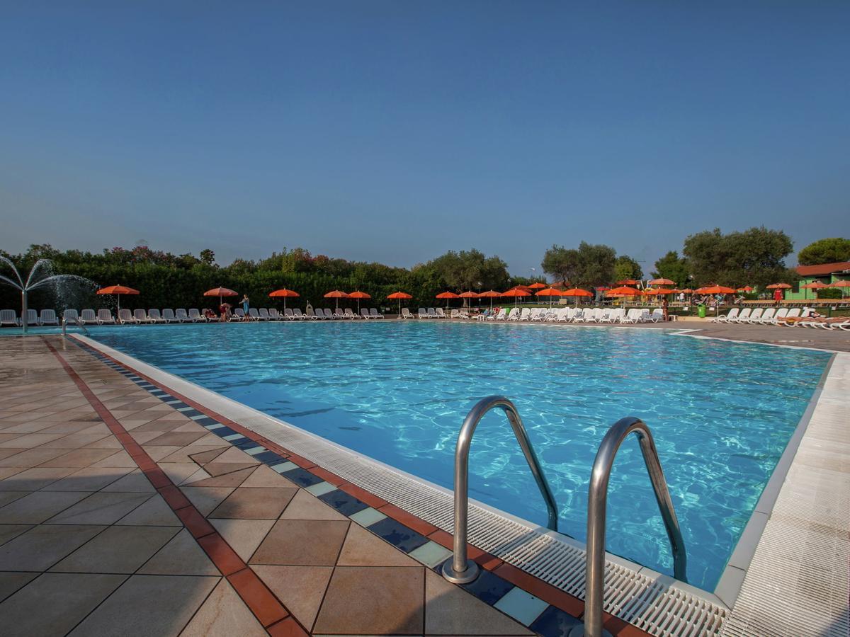 Modern Furnished Chalet With Ac, 4km From * Sirmione